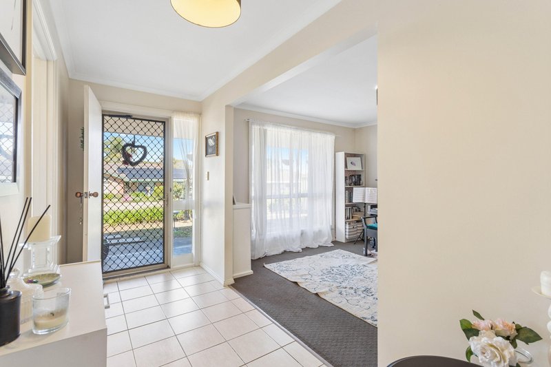 Photo - 17 Stringbark Avenue, Craigmore SA 5114 - Image 2