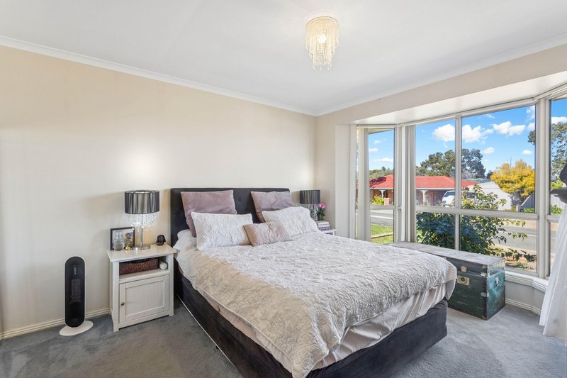 Photo - 17 Stringbark Avenue, Craigmore SA 5114 - Image 9