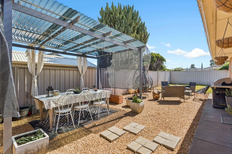 Photo - 17 Stringbark Avenue, Craigmore SA 5114 - Image 15