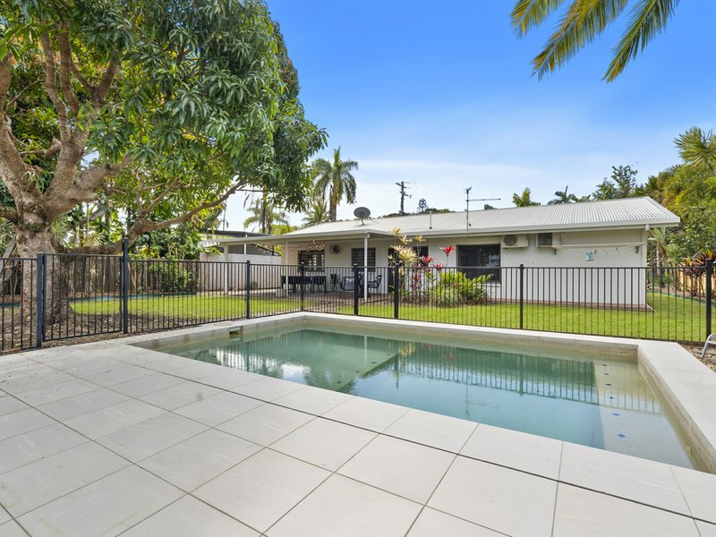 Photo - 17 Strombus Avenue, Trinity Beach QLD 4879 - Image 11