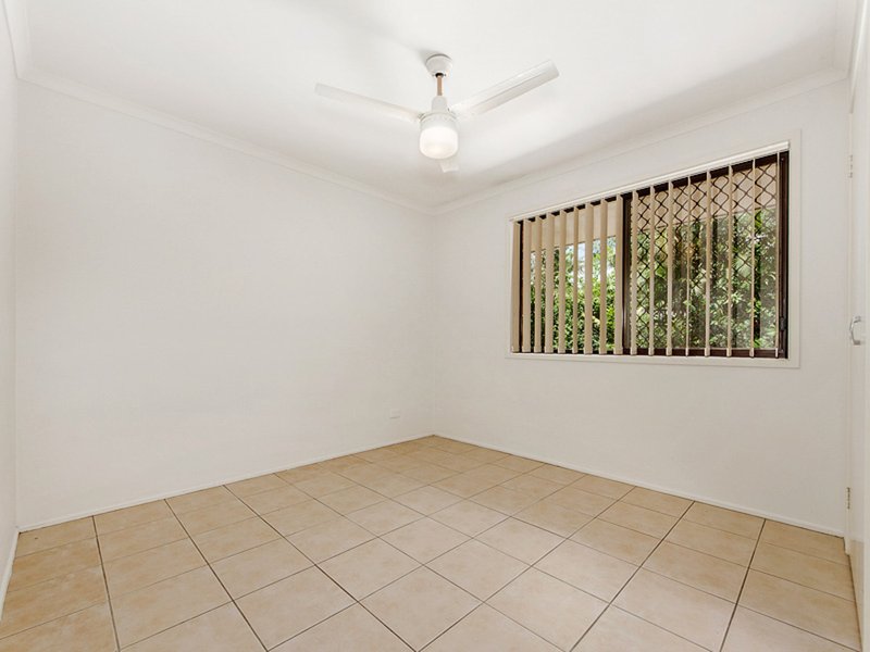 Photo - 17 Studio Drive, Oxenford QLD 4210 - Image 9