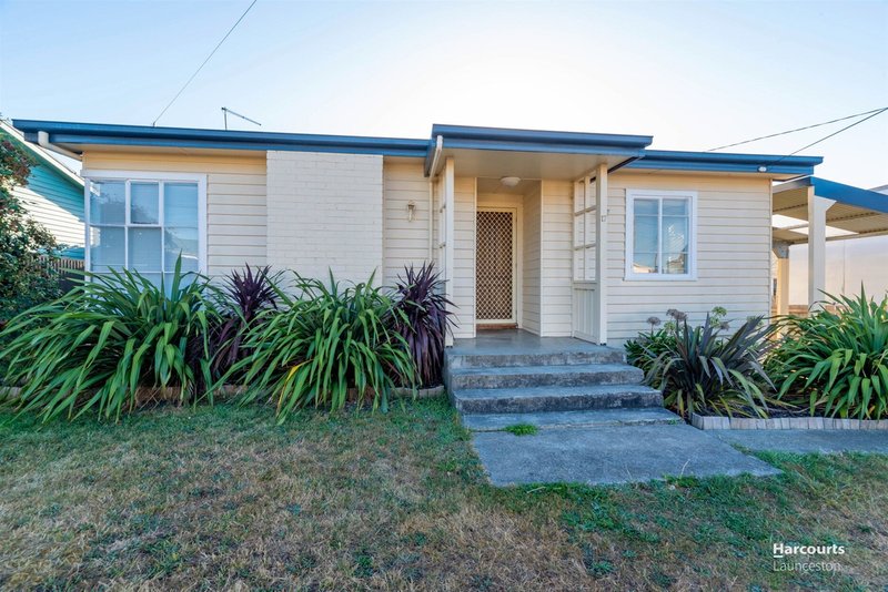 Photo - 17 Sturt Crescent, Mayfield TAS 7248 - Image 1