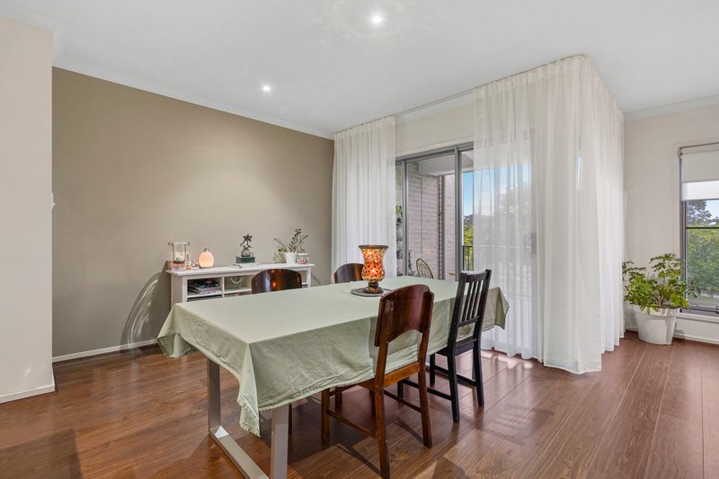 Photo - 17 Summerview Avenue, Yarrabilba QLD 4207 - Image 9