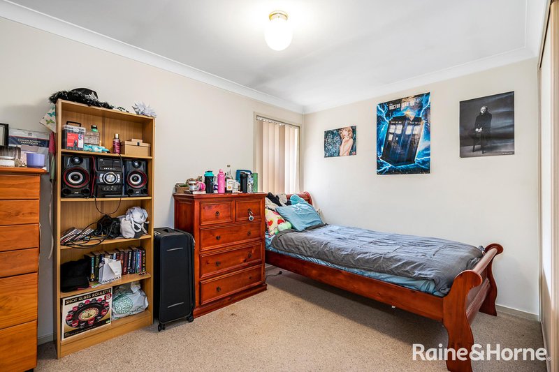 Photo - 17 Sunderland Crescent, Bligh Park NSW 2756 - Image 6