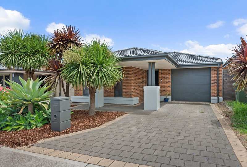 Photo - 17 Sunderland Crescent, Seaford SA 5169 - Image 19