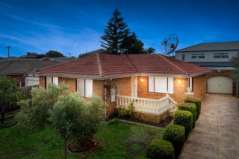 17 Sundowner Avenue, Clarinda VIC 3169