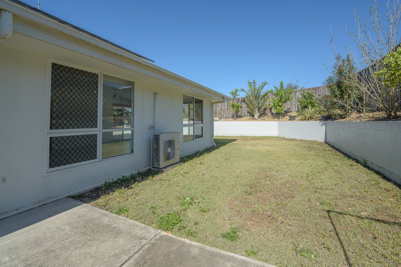 Photo - 17 Sundowner Road, Clinton QLD 4680 - Image 14