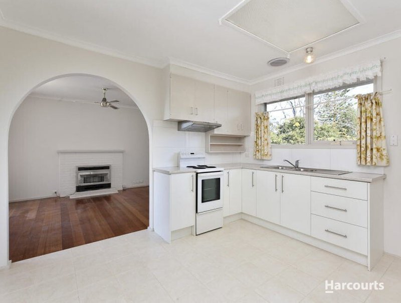 Photo - 17 Sunhill Road, Templestowe Lower VIC 3107 - Image 3