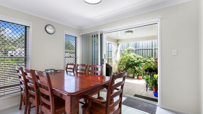 Photo - 1/7 Sunning Street, Kearneys Spring QLD 4350 - Image 3