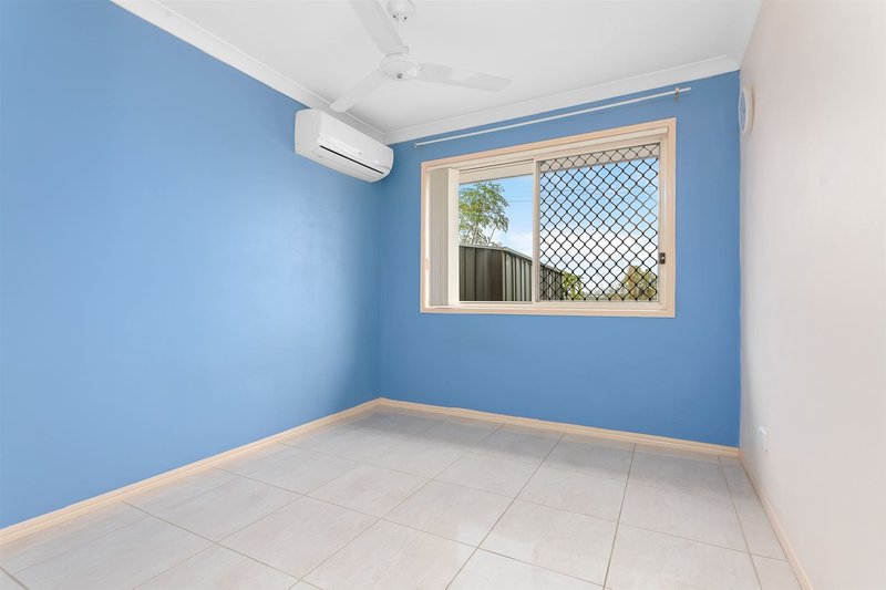 Photo - 17 Sunningdale Street, Oxley QLD 4075 - Image 8