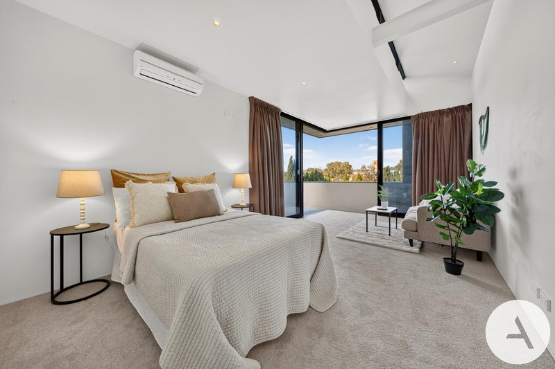 Photo - 1/7 Sydney Avenue, Barton ACT 2600 - Image 4