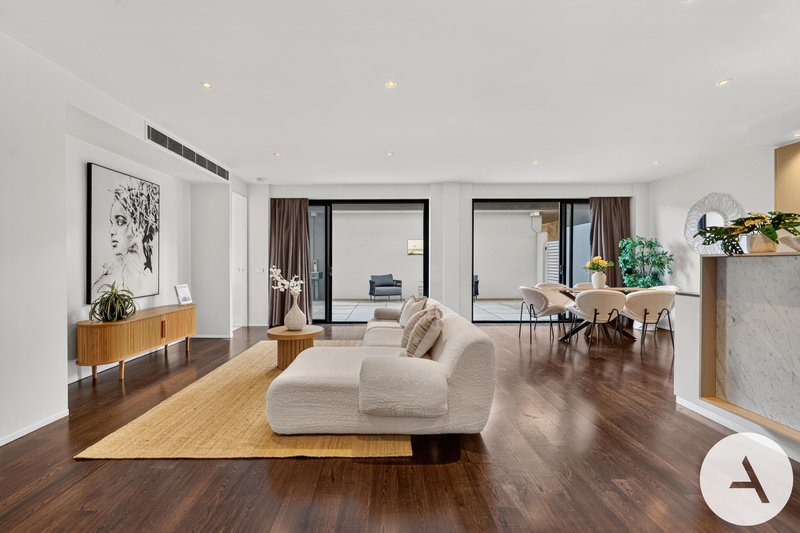 Photo - 1/7 Sydney Avenue, Barton ACT 2600 - Image 9