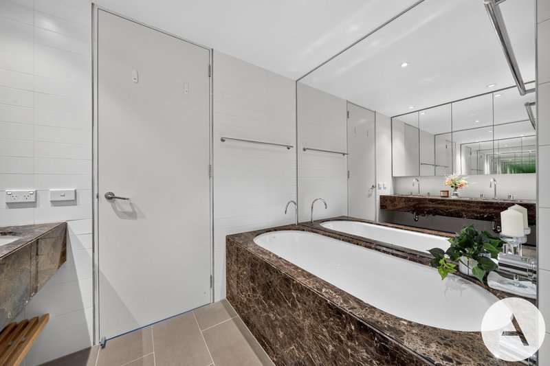 Photo - 1/7 Sydney Avenue, Barton ACT 2600 - Image 17