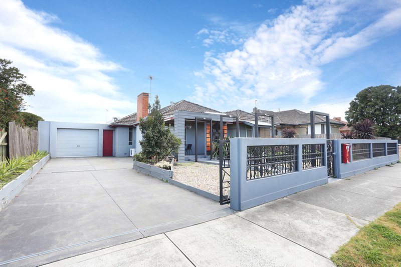 Photo - 17 Sydney Crescent, Lalor VIC 3075 - Image 6