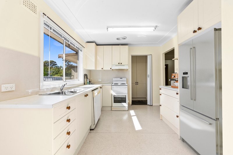 Photo - 17 Sylvia Street, Blacktown NSW 2148 - Image 4