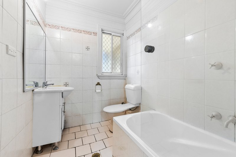 Photo - 17 Sylvia Street, Blacktown NSW 2148 - Image 8