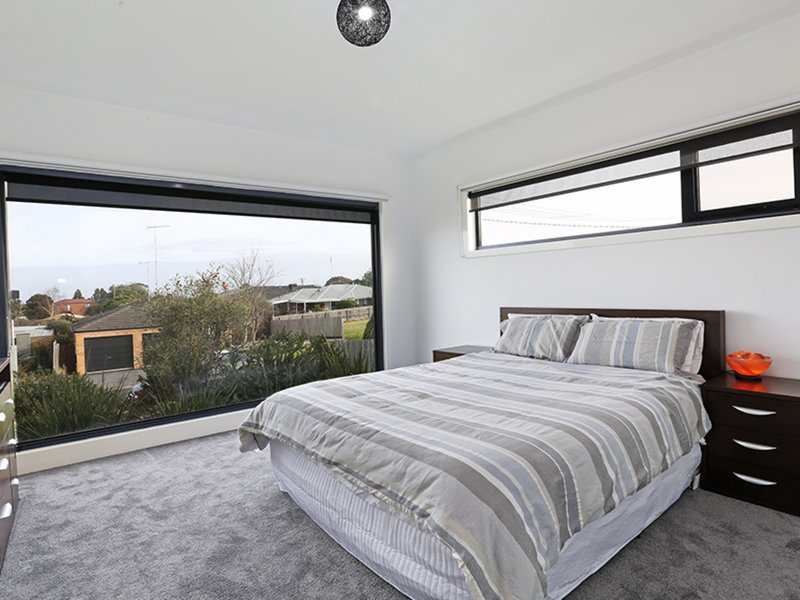 Photo - 17 Takanna Avenue, Clifton Springs VIC 3222 - Image 3