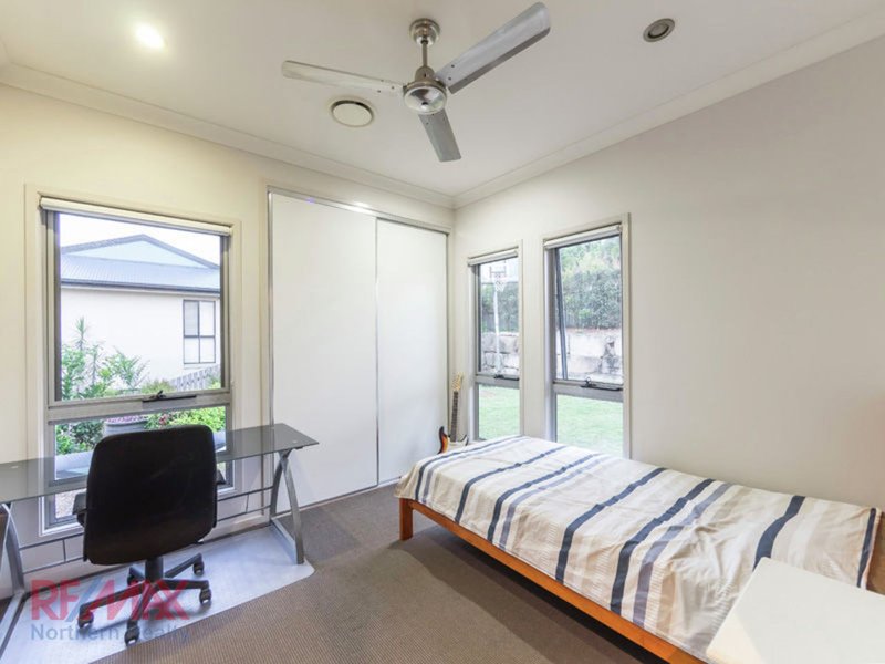 Photo - 17 Talisman Court, Eatons Hill QLD 4037 - Image 16