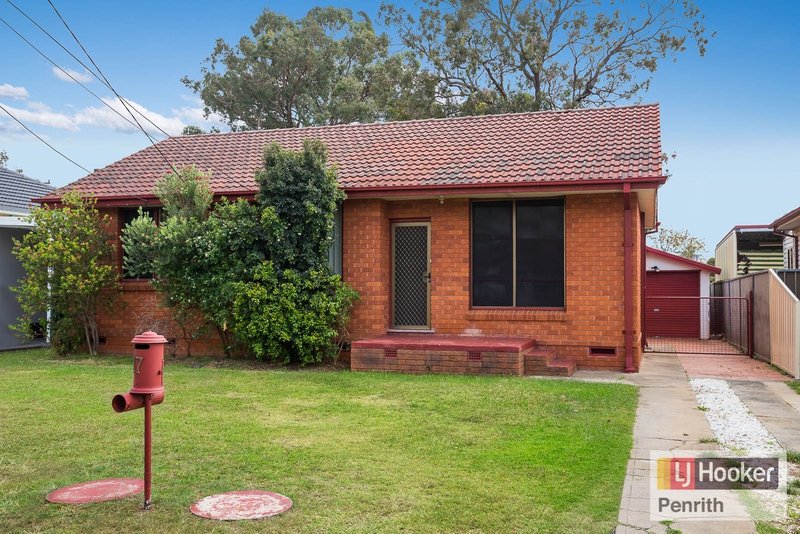 17 Tanderra Street, Colyton NSW 2760