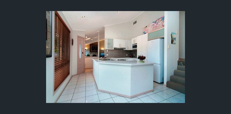 Photo - 17 Tangadee Court, Shailer Park QLD 4128 - Image 2