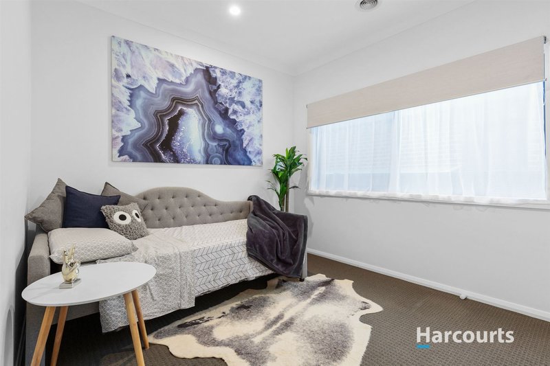 Photo - 17 Tanglewood Road, Rowville VIC 3178 - Image 11