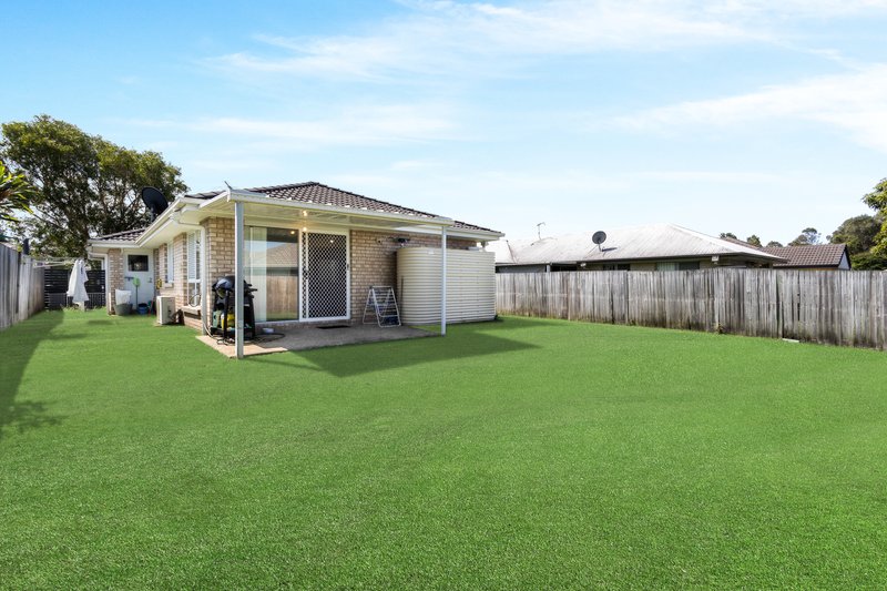 Photo - 17 Tara Grove, Bellmere QLD 4510 - Image 11