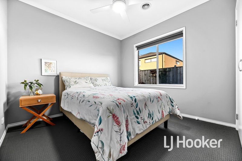 Photo - 17 Tarheel Street, Clyde North VIC 3978 - Image 10