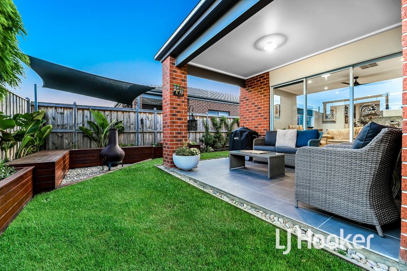 Photo - 17 Tarheel Street, Clyde North VIC 3978 - Image 15