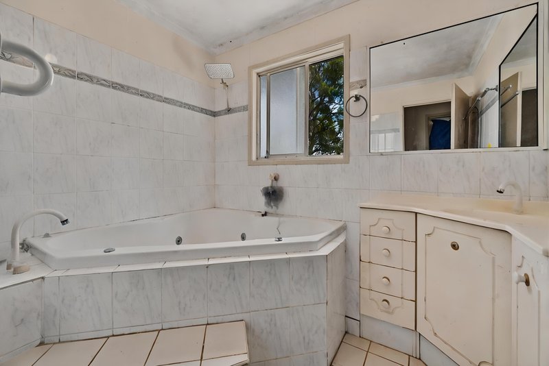 Photo - 17 Tecoma Street, Kingston QLD 4114 - Image 6