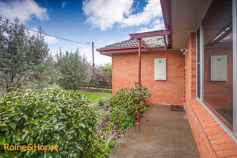 Photo - 17 Terence Street, Sunbury VIC 3429 - Image 12