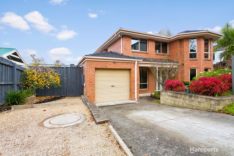 17 The Elms , Donvale VIC 3111