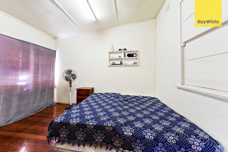 Photo - 17 Thomson Street, Maidstone VIC 3012 - Image 3