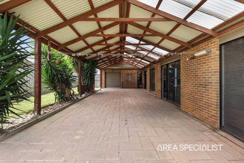 Photo - 17 Thornbill Circuit, Pakenham VIC 3810 - Image 5