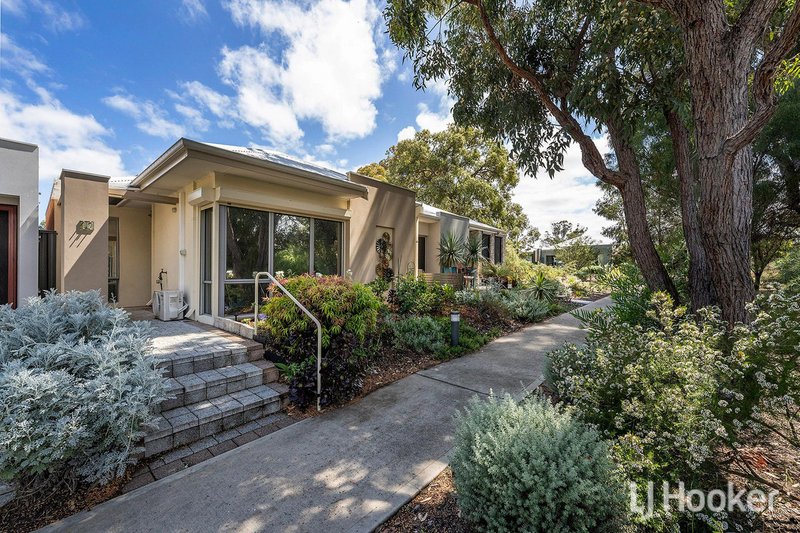 Photo - 17 Thornbill Crescent, Coodanup WA 6210 - Image 2