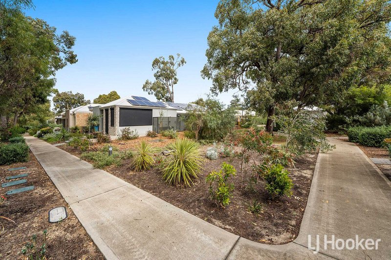 Photo - 17 Thornbill Crescent, Coodanup WA 6210 - Image 10