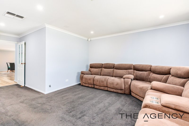 Photo - 17 Tipuana Place, Thornlie WA 6108 - Image 24