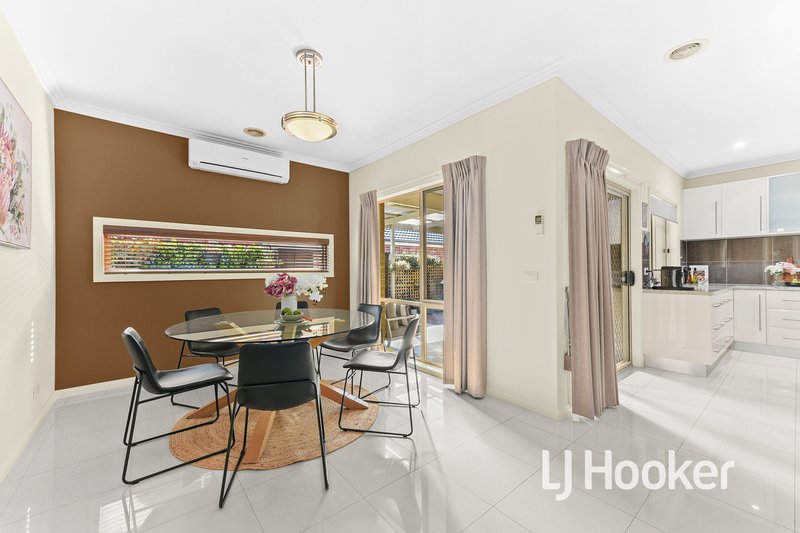 Photo - 17 Tobin Way, Lyndhurst VIC 3975 - Image 5