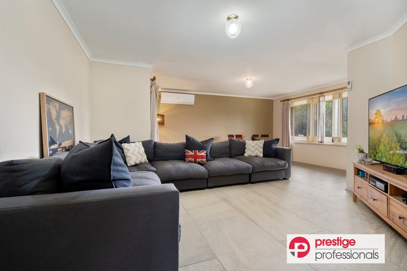 Photo - 17 Tomago Court, Wattle Grove NSW 2173 - Image 2