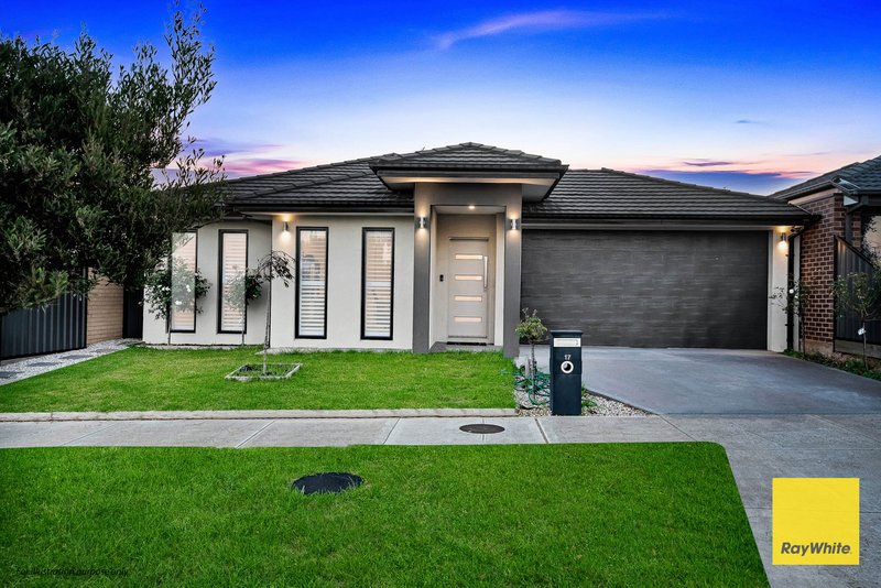 17 Topcliffe Crescent, Truganina VIC 3029