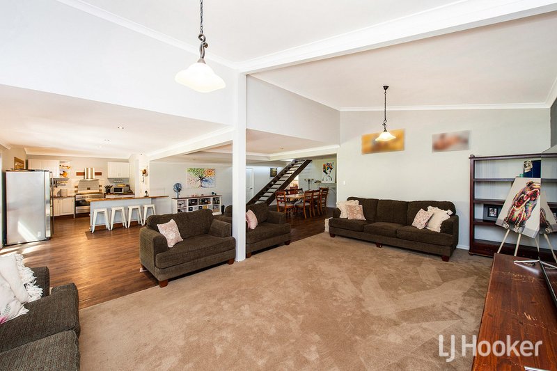 Photo - 17 Touchstone Drive, Dawesville WA 6211 - Image 12