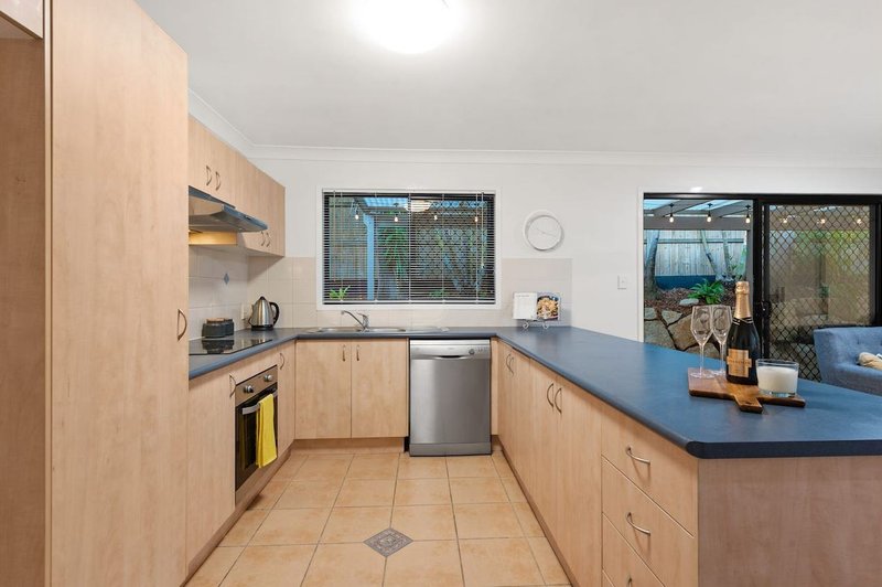 Photo - 17 Townley Drive, North Lakes QLD 4509 - Image 3