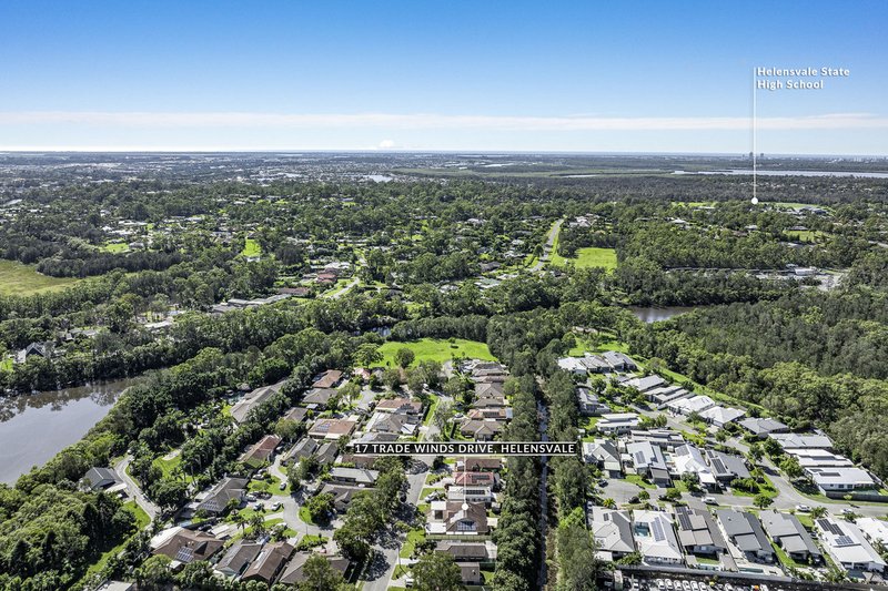 Photo - 17 Trade Winds Drive, Helensvale QLD 4212 - Image 13