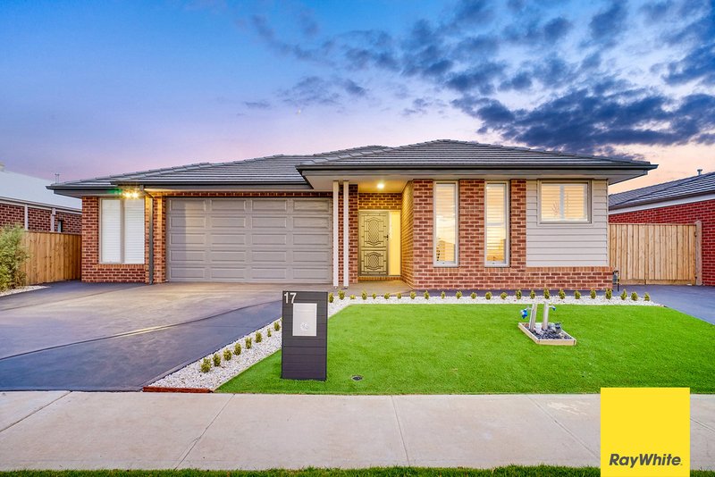 Photo - 17 Treeve Parkway, Werribee VIC 3030 - Image 4