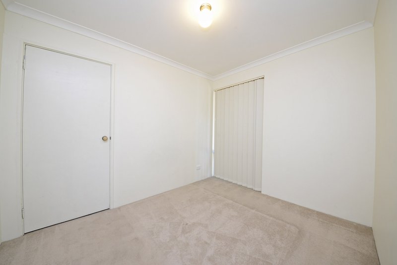 Photo - 17 Trephina Mews, Clarkson WA 6030 - Image 17