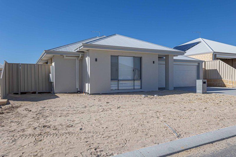 Photo - 17 Trout Street, Two Rocks WA 6037 - Image 3