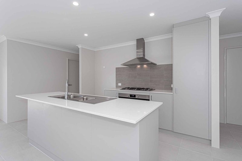 Photo - 17 Trout Street, Two Rocks WA 6037 - Image 7