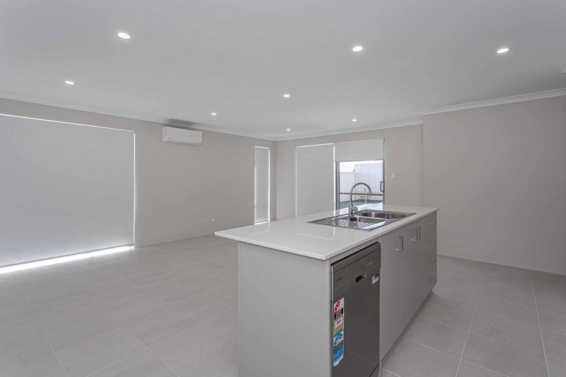 Photo - 17 Trout Street, Two Rocks WA 6037 - Image 9
