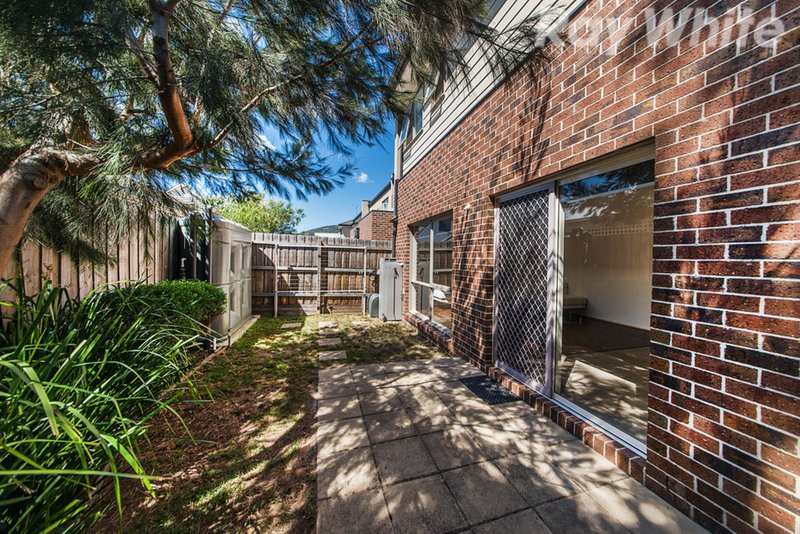 Photo - 1/7 Tulip Crescent, Boronia VIC 3155 - Image 11