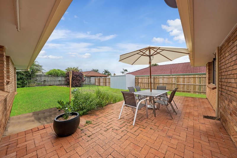 Photo - 17 Tulip Tree Road, Murrumba Downs QLD 4503 - Image 6