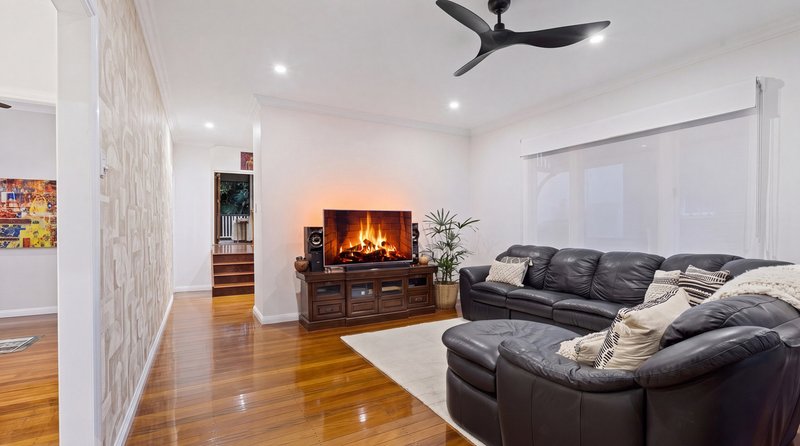 Photo - 17 Turley Street, Fairfield QLD 4103 - Image 4